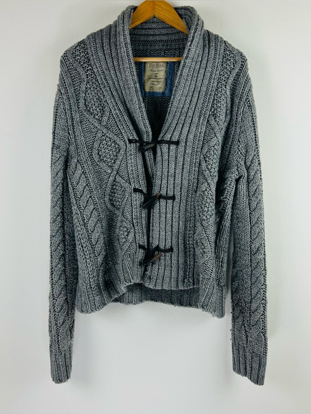 Bershka Men’s Gray Shawl Collar Toggle Casual Knit Sweater Size M